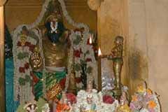 Arulmigu Jhidhdhiraradha Vallabha Perumal Thirukoyil photo 7